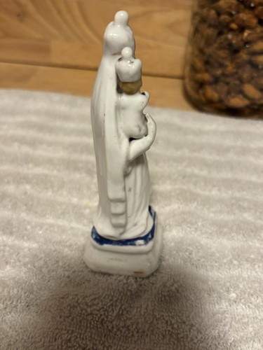 Early Antique french Or German porcelain madonna child figurine statue Painted - Picture 5 of 10