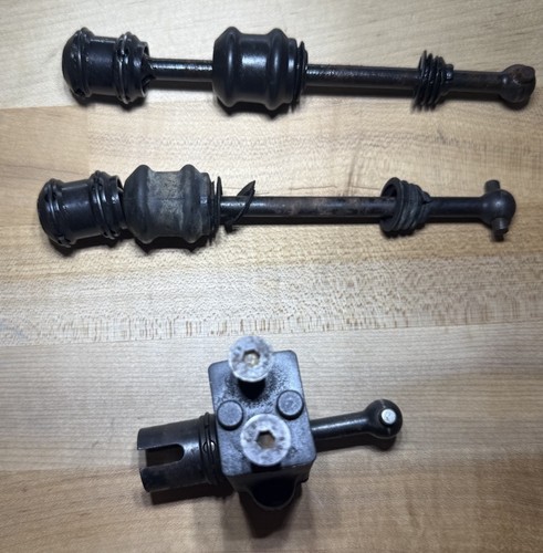 RCMK XCR-1000 -- CENTER DRIVE SHAFTS - 3 Piece Set- 1/5 RC OEM Original - Picture 1 of 3