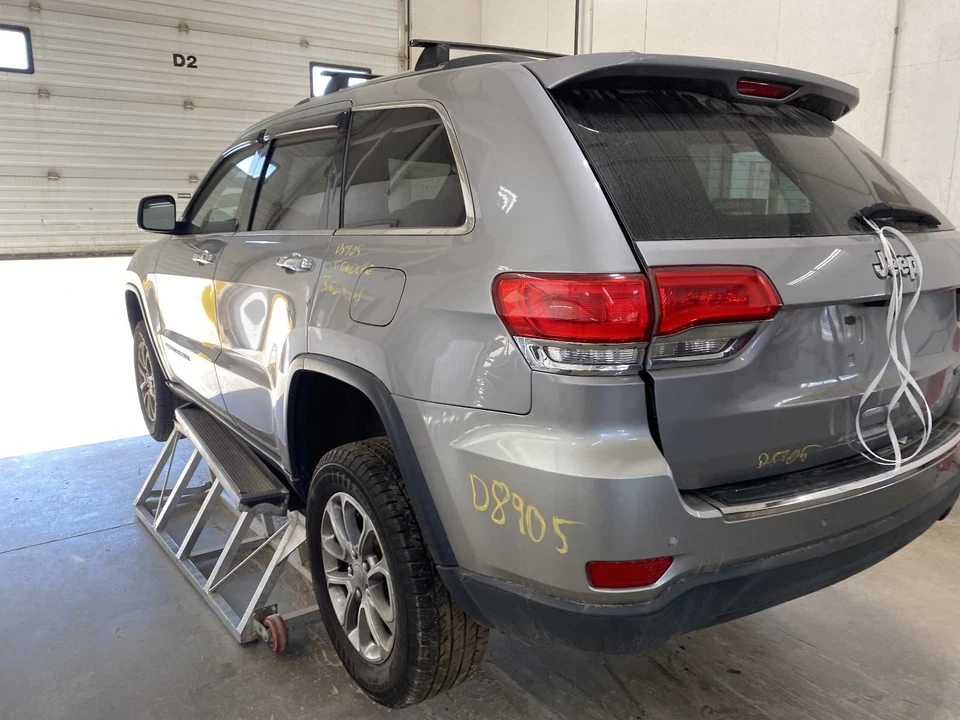 Used ABS Pump and Motor Assembly fits: 2015 Jeep Grand cherokee Assembly w/o ada - Image 4 of 4