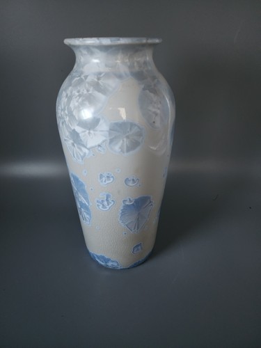 Jarrón de porcelana Jon Price 9" esmaltado cristalino firmado E 101 - Imagen 12 de 16