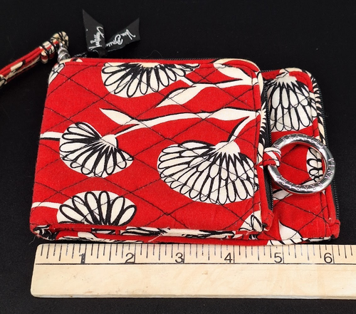 Vera Bradley Wristlet Wallet Quilted Cotton 2 ID Windows Magnetic Zip Slot 19520 - Picture 8 of 12