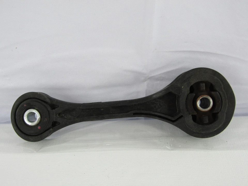 Subaru Impreza 2012-2025 motor barra de par montaje puntal hueso de perro fabricante de equipos originales Foto 2 de 4