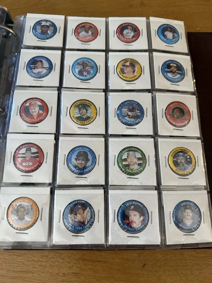 Vintage 1984 MLB  Pins Complete Set- 20 HOF Players- Pete Rose, Strawberry, Etc. - Image 4 of 4