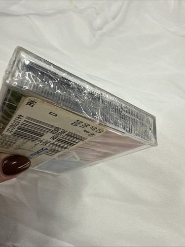 Queen Hot Space Cassette Tape 1991 Remastered Hollywood Records Sealed New - Picture 3 of 5