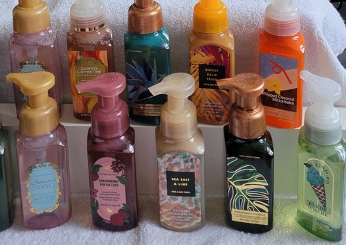 NEW STOCK!! Bath and Body Works Foaming Hand Soaps - You Chose your piece(s) - Picture 2 of 32