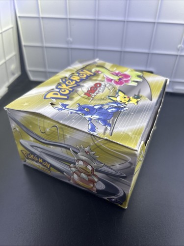 Pokemon Unlimited Neo Genesis Set Booster Box - Open & Empty - WOTC US English B - Picture 3 of 4