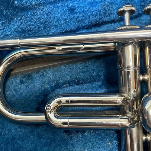 YAMAHA YTR-135 YTR135 Trumpet Silver Color with Hard Case Mouthpiece used Japan - Picture 15 of 20