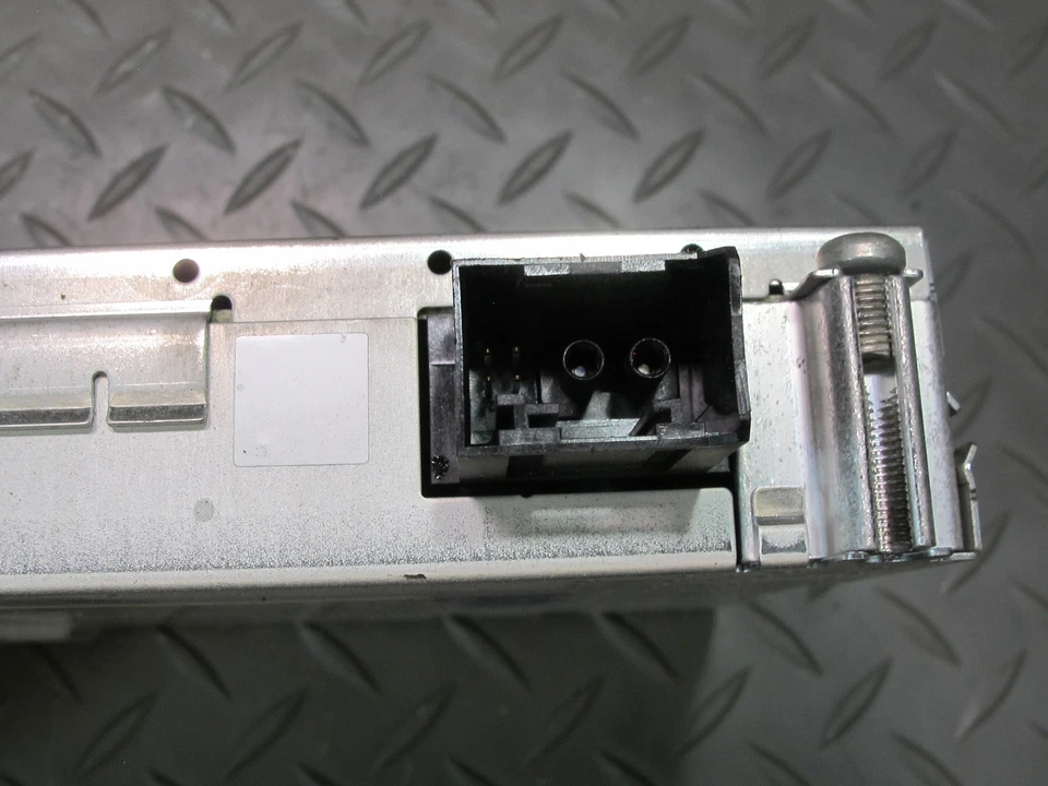 2006-2007 BMW E60 M5 SIRIUS SATELLITE RADIO RECEIVER MODULE 6987545 - Image 4 of 4