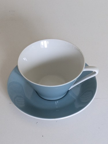 Lilien Porzellan Austria Cup & Saucer DAISY 1960s modernist MCM Blue Porcelain - Picture 10 of 12