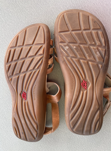 ABEO Women's Brynn Neutral Low Heel Sandals Size 7N - Picture 6 of 9