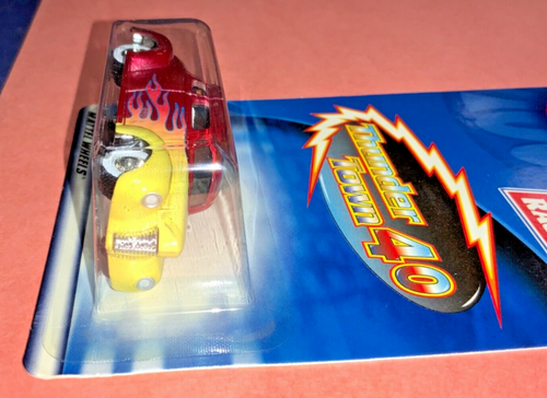 2002 Hot Wheels Firebird Raceway Thunder Town 40 w/ Case - AS IS - Picture 9 of 16