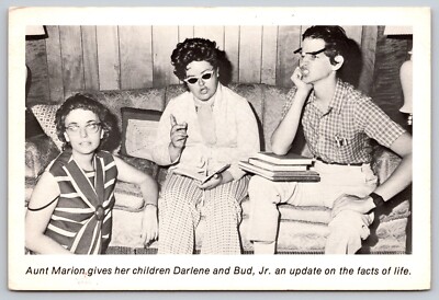 Postcard Aunt Marion Gives Advice Darlene & Bud Jr c1984 14H