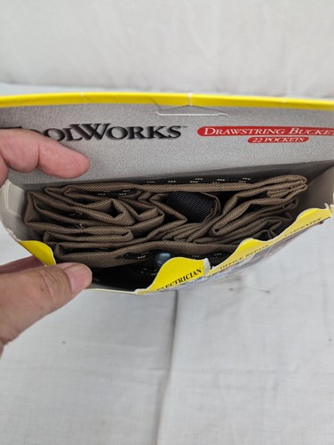 CLC Toolworks Drawstring BucketBag #1148 22 Pockets Brown - Picture 4 of 6