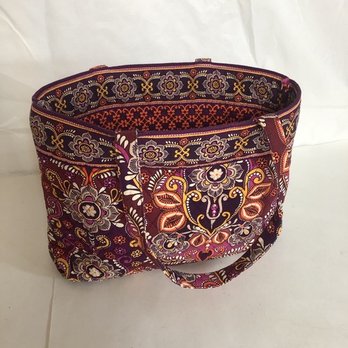 Mesa Red Vera Bradley Tic Tac Tote Purse Bag Toggle Closure - Picture 2 of 3