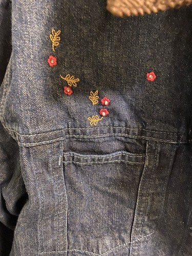 Neu mit Etikett Disney Store L Jeansjacke Winnie Pooh Ferkel bestickt blau Jeans Mantel L - Bild 5 von 11