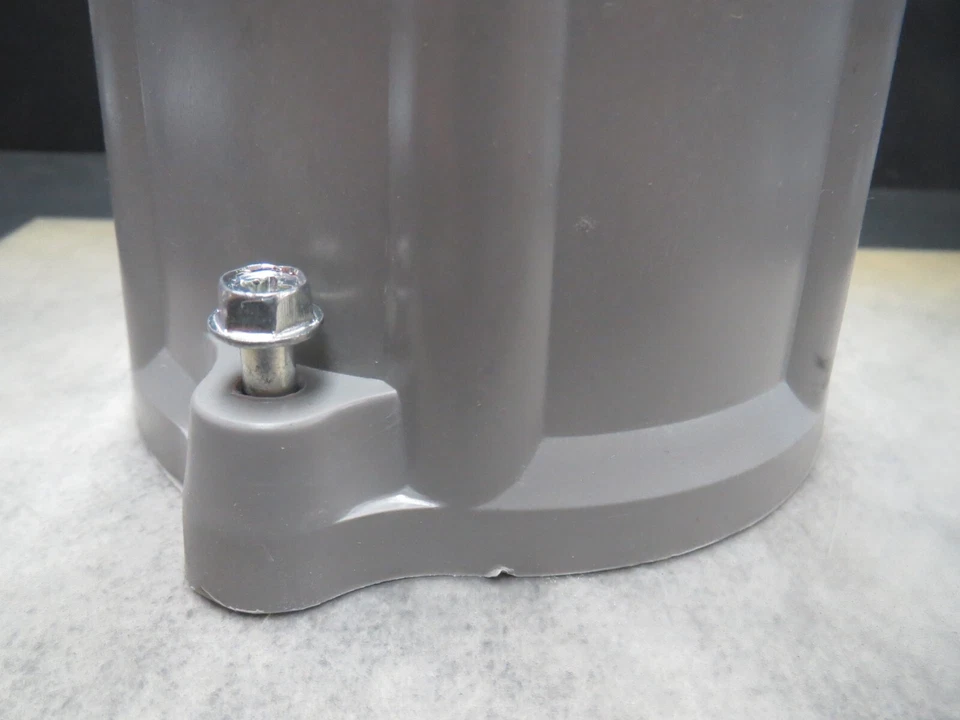 Distributor Cap BWD C273 for Dodge Ram Van Dakota V6 - Ships Fast! - Imagem 4 de 4