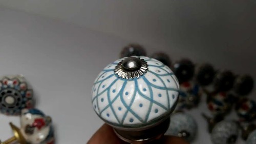 Vintage 30 Pieces Ceramic Cabinet Knobs Furniture Handle Drawer - Picture 8 of 11