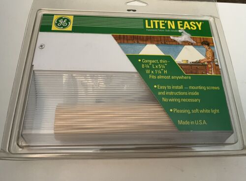 GE Lite’ N Easy Fluorescent Fixture PLG131B Under Counter Vintage NEW in BOX USA - Picture 1 of 4
