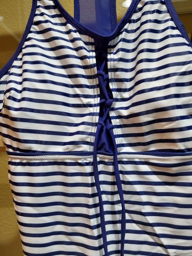HOLIPICK tankini NWT top M white w/ navy stripes lace-up front padded - Picture 2 of 5
