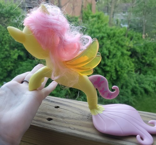 My Little Pony Seapony Collection Fluttershy 7" NWOT AS IS 2017 MLP FIM CUTE! - Picture 4 of 5