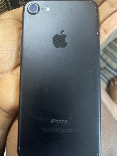 Apple iPhone 7 - 32 Go - Noir (Désimlocké) (CA) - Photo 2 sur 2