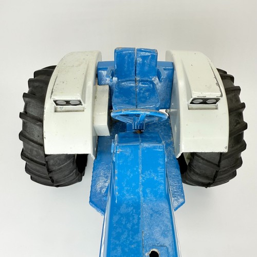 Vintage Ertl Ford 8600 Tractor Diecast Metal Farm Blue Toy Construction - Picture 10 of 20