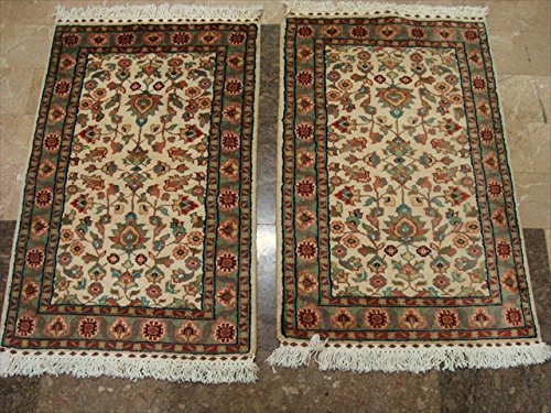 New Ivory Flowers Medallion Hand Knotted Rug Wool Silk Carpet Pair (3 x 2)' New Ivory Flowers Medallion Hand Knotted Rug Wool Silk Carpet Pair (3 x 2)'