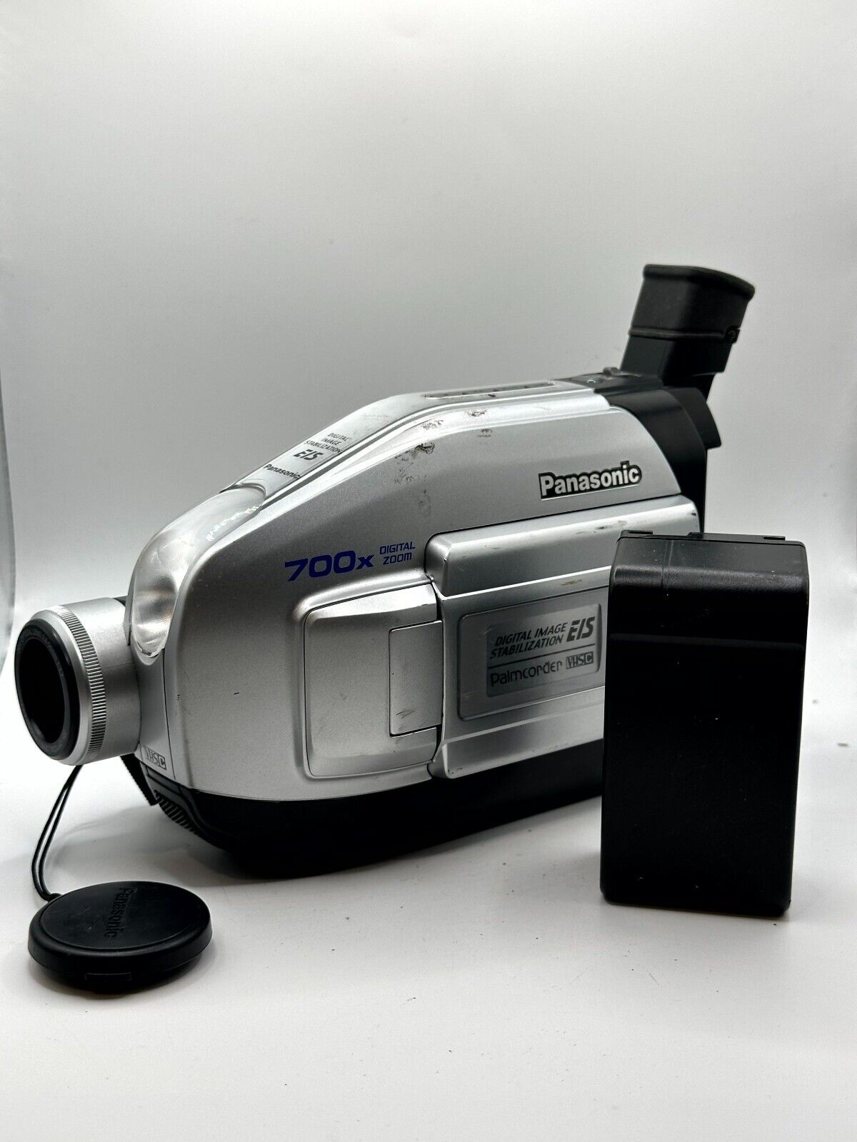 Foto 1 di 9
