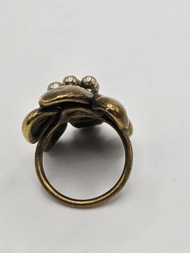 Vintage Brass Modernist Daisy Flower Ring Size 5.5 - Picture 4 of 10