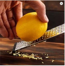 Multifunctional Kitchen Peeler Shredder Lemon Zester Microplane Cheese Grater