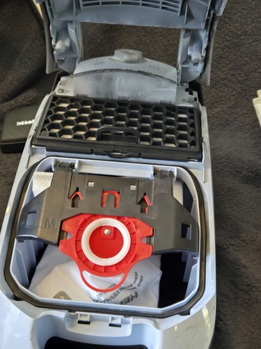 Miele Polaris Bodenstaubsauger Set Modell S4212 komplett mit Stabschlauch Xtra Beutel - Bild 6 von 21