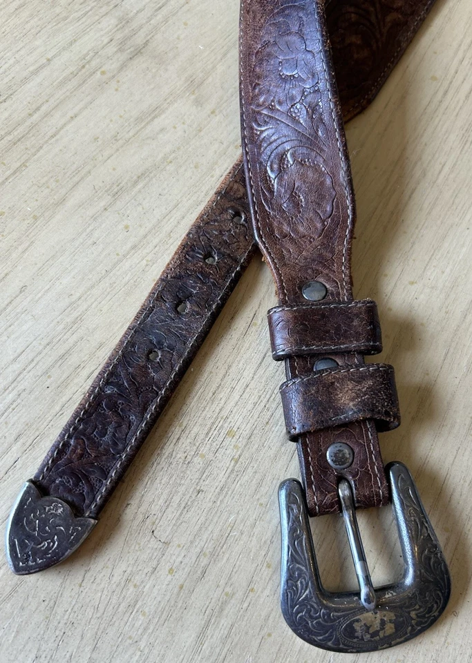CINTURÓN DE CUERO MECANIZADO AÑOS 80 Marrón Talla L/XL Vaquero Western Hebilla Plateada JUSTIN Foto 3 de 4