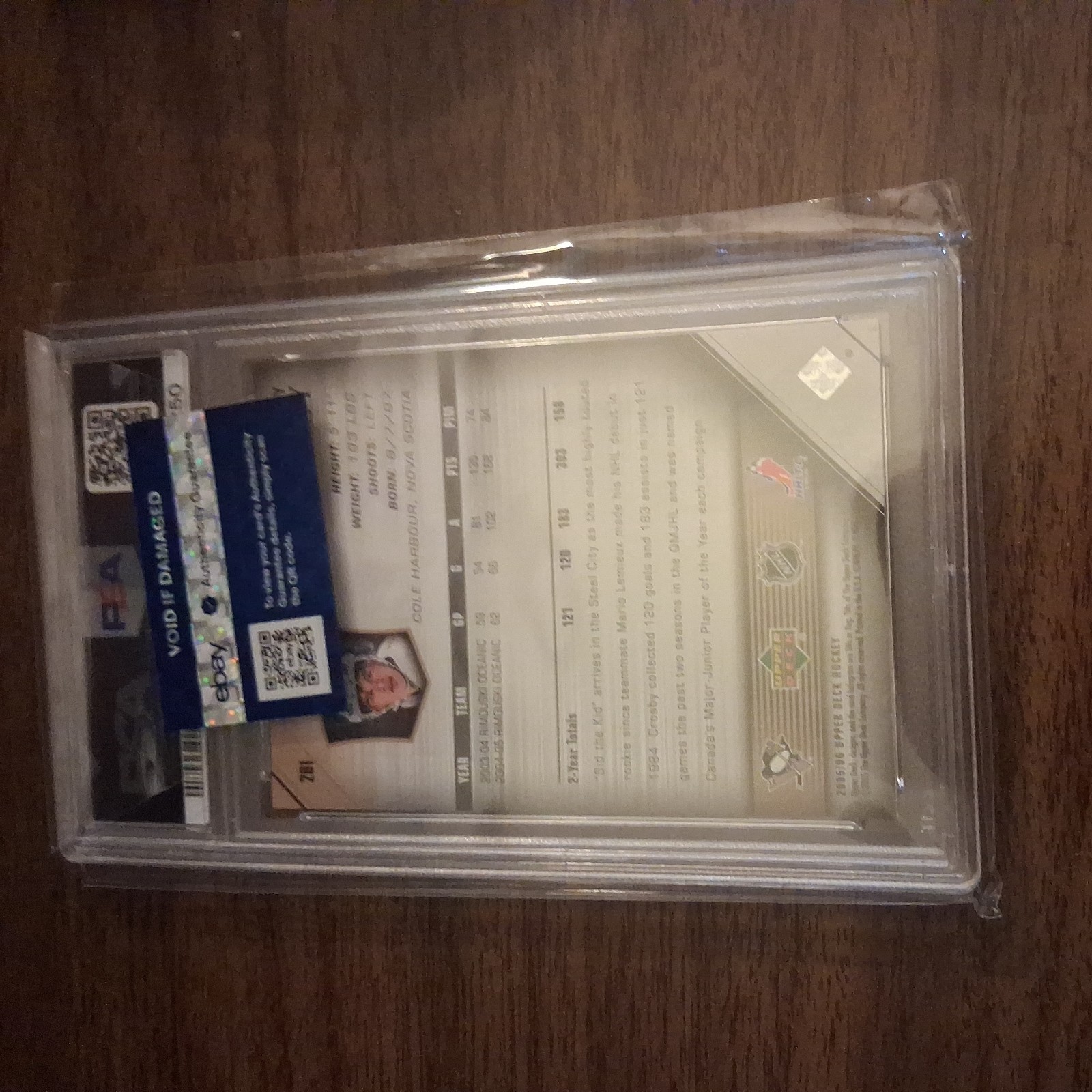 2005-06 Upper Deck Hockey Young Guns #201 Sidney Crosby RC PSA 8 PSA/DNA 10 AUTO view 2