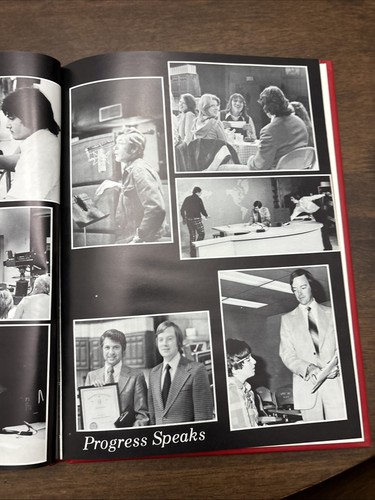 1975 Yearbook Volunteer State Community College Gallatin Tennessee TN Book - Picture 7 of 15