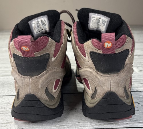 Women's Merrell Boulder/Blush Moab 2 Mid Waterproof Hiking Boot Size 6 - Picture 2 of 10