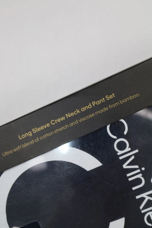 Calvin Klein Para Hombre Ropa de Dormir 2 Piezas Pijama Conjunto de Regalo Camiseta y Pantalones Azul Marino Talla XL Foto 2 de 4