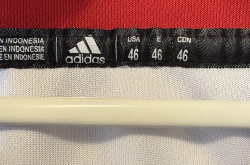 Chicago Blackhawks Connor Bedard Adidas White Player NHL Hockey Jersey Size 46 - Picture 3 of 3