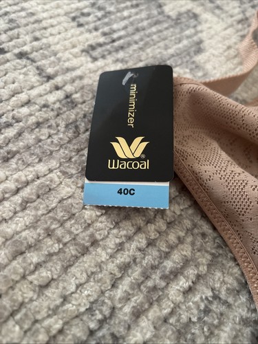 wacoal minimizer bra 40C - Picture 3 of 3