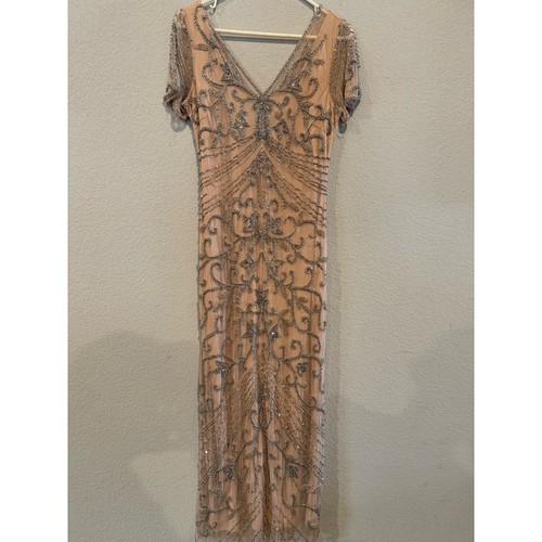 Pisarro Nights Beaded Sequin V-Neck Short Sleeve Cocktail Dress Sz 8 Nude Silver - Picture 2 of 6