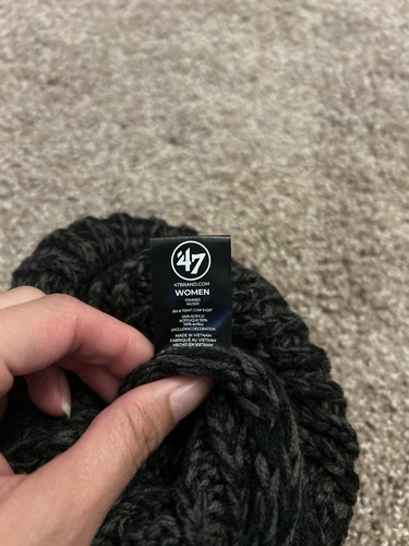 NWOT 47 Steelers Black Knit Beanie with Pom - Picture 4 of 5