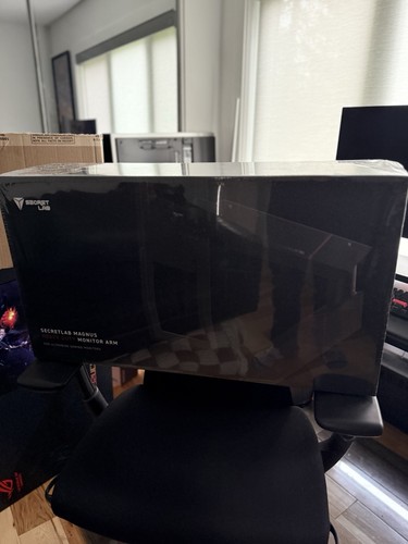 Secret Lab Magnus Heavy Duty Monitor Arm - 第 1/2 張圖片