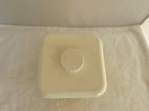 Vintage Lustro Ware SUGAR Canister Sunny Yellow With Lid No. 112 - Picture 2 of 7