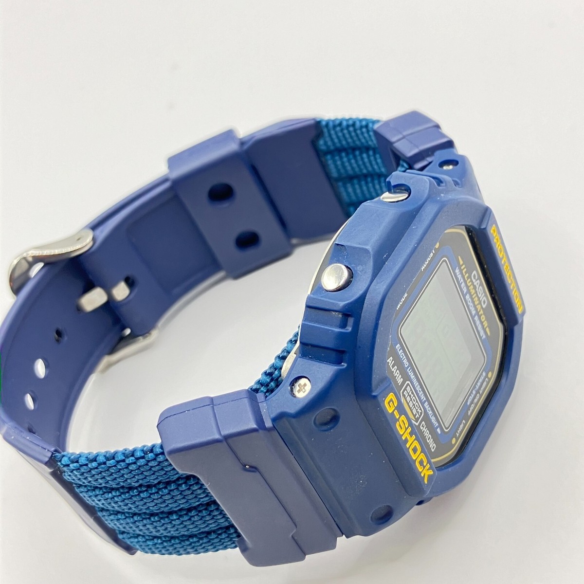 Rare CASIO G-SHOCK DW-5600EB-2V Blue Digital Watch 200M Waterproof