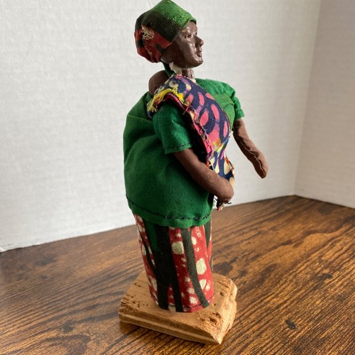 VTG Primitive Folk Art Figure Woman Carrying Baby Figure Doll Cloth Wire - Picture 2 of 17