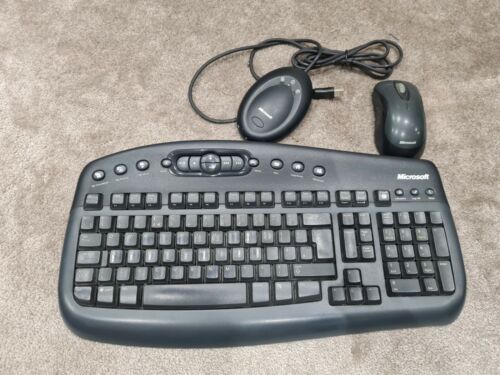Desktop PC, Monitor, Wireless Keyboard/Mouse Combo - 1TB HDD, 4GB RAM, Windows10 - Picture 9 of 9