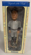 BABE RUTH FOREVER COLLECTIBLES LEGENDS OF THE PAR BOBBLEHEAD NY