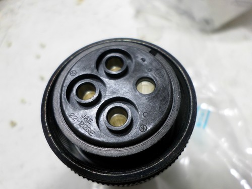 FANUC SERVO PLUG ASSEMBLY - Qty of 2 - A06B-6079-K814 - Plug and Backshell - Picture 3 of 5