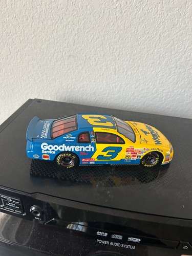 Dale Earnhardt #3 GM Goodwrench Service Plus Wrangler Jeans 1999 Monte Carlo - Picture 7 of 8