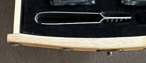 Whiskey Barrel Glasses & Ice Tongs Set Rocksly Wooden Wall /Table Mount Man Cave - Picture 15 of 24