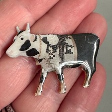 RARE 2002 CowParade Disco Cow Lapel Pin Kansas City
